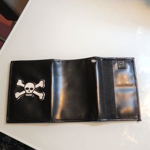 RK skull & cross bones velcro wallet